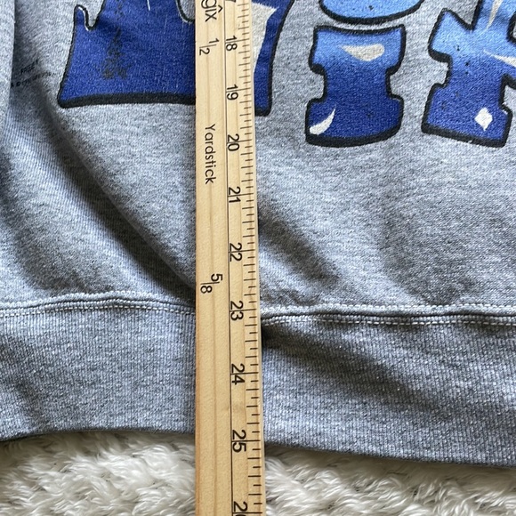 Vintage Looney Tunes Freeze Tweety Bird Get A Life Graphic Sweatshirt - Picture 10 of 13